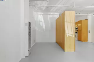 Photo #5: 41116914 Listing