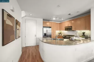 Photo #2: 41116929 Listing 