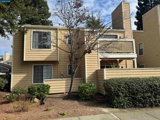 MLS: 41116995 Condo For Sale