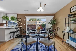 Photo #5: 41117039 Listing 