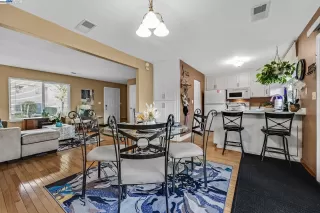 Photo #6: 41117039 Listing 