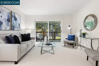 Photo #3: 41117047 Listing 