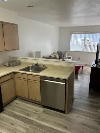 Photo #1: 41117176 Listing 