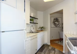 Photo #5: 41117194 Listing 