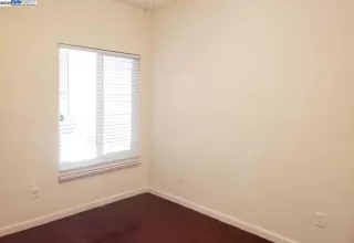 Photo #2: 41117201 Listing 