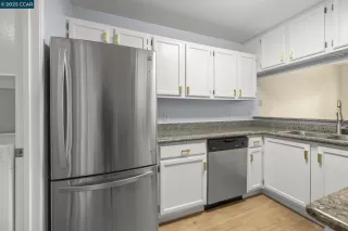 Photo #4: 41117238 Listing 