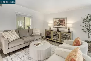 Photo #4: 41117245 Listing