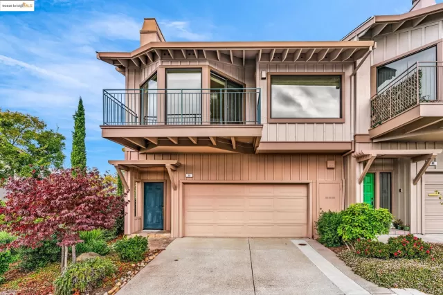 MLS: 41117272 Condo For Sale