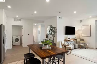 Photo #4: 41117290 Listing