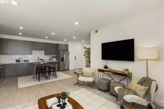 Photo #6: 41117290 Listing