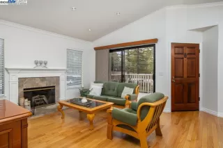 Photo #3: 41117296 Listing