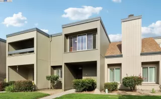 More Details about MLS # 41117380 : 3523 OLEANDER AVE