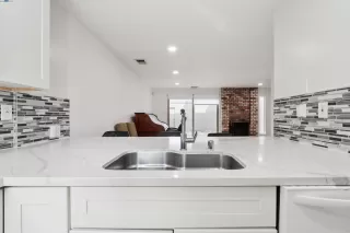 Photo #4: 41117380 Listing 