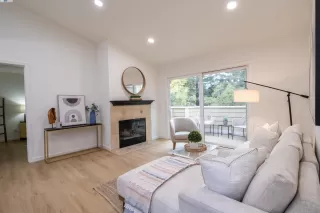 Photo #2: 41117422 Listing