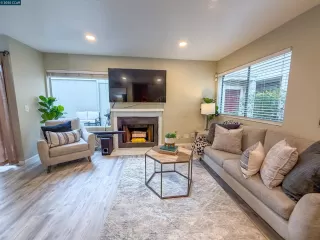 Photo #5: 41117485 Listing