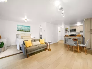 Photo #5: 41117505 Listing