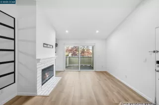 Photo #3: 41117598 Listing