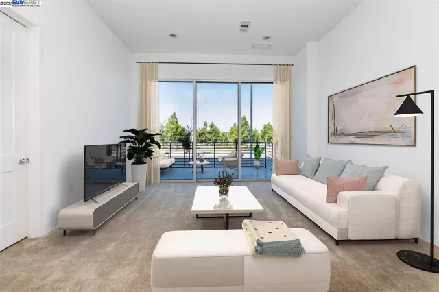 MLS: 41117613 Condo For Sale