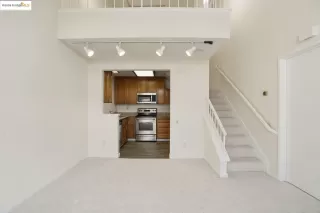 Photo #5: 41117708 Listing 