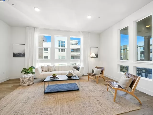 MLS: 41117768 Condo For Sale