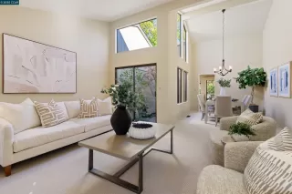 Photo #5: 41117795 Listing 