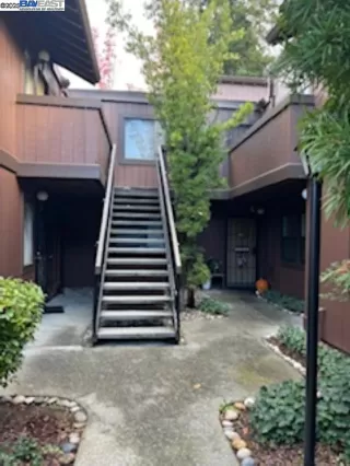 More Details about MLS # 41117801 : 884 CAMELBACK PL