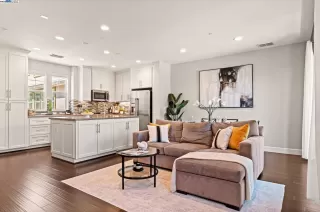 Photo #3: 41117829 Listing 