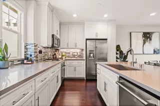 Photo #6: 41117829 Listing 