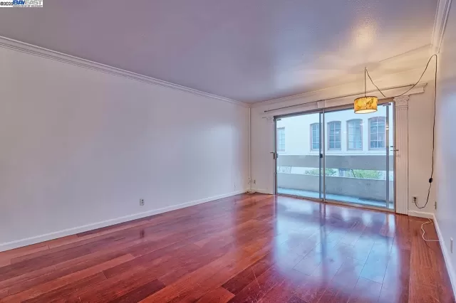 MLS: 41117868 Condo For Sale