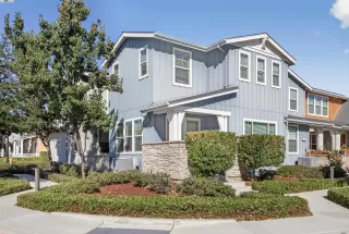 More Details about MLS # 41117873 : 570 SANDALWOOD DR