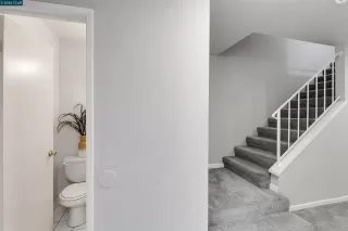 Photo #5: 41117879 Listing 