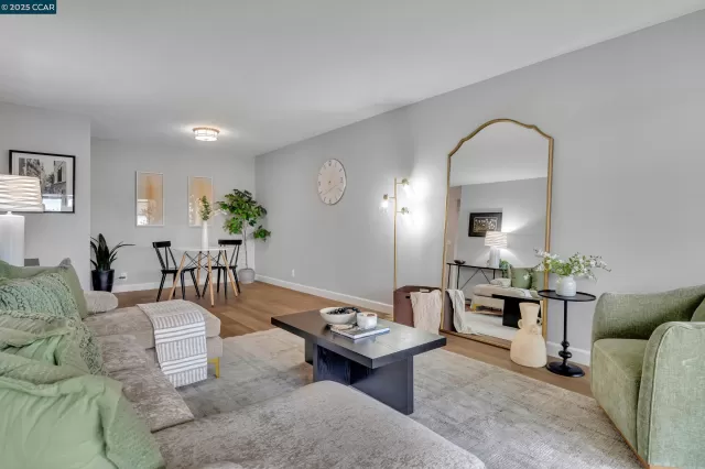 MLS: 41117882 Condo For Sale