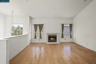 Photo #5: 41117893 Listing 