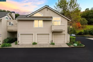 More Details about MLS # 41117896 : 408 LIGHTHOUSE CT