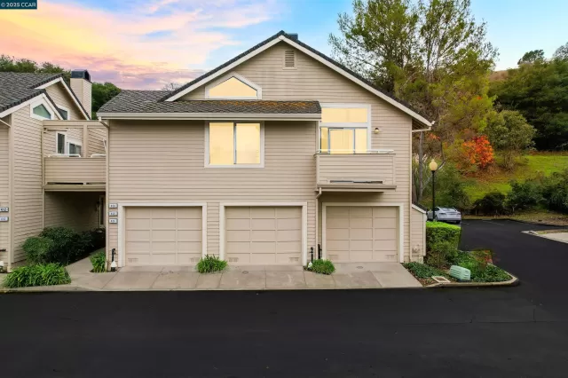 MLS: 41117896 Condo For Sale