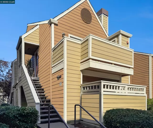 MLS: 41117921 Condo For Sale