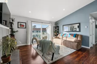 Photo #3: 41117937 Listing 