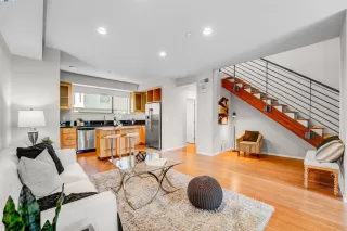 Photo #4: 41118048 Listing 