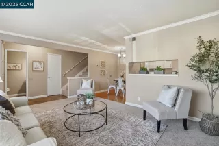 Photo #1: 41118080 Listing 