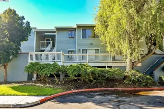 More Details about MLS # 41118141 : 3467 PINEWOOD TER # 202