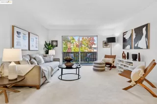 Photo #2: 41118173 Listing 