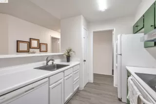 Photo #3: 41118262 Listing 