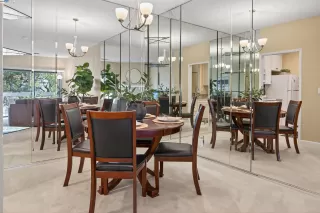 Photo #5: 41118287 Listing