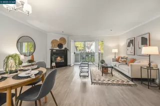 Photo #2: 41118324 Listing 