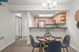 Photo #5: 41118324 Listing 