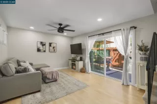 Photo #5: 41118337 Listing 