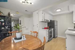 Photo #6: 41118337 Listing 