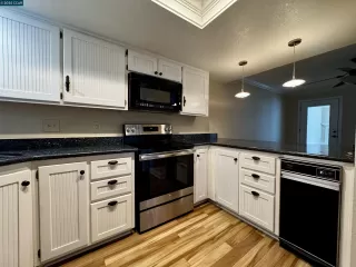 Photo #1: 41118353 Listing