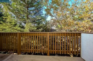 Photo #2: 41118365 Listing