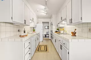 Photo #4: 41118366 Listing